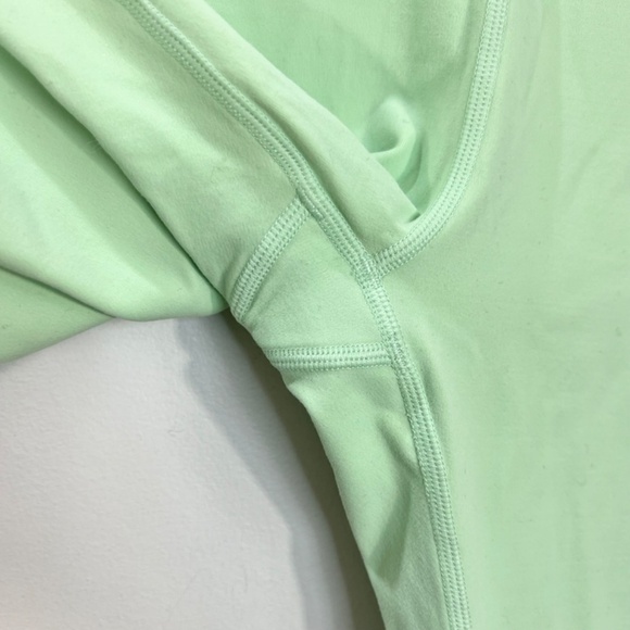 VUORI studio pocket LIGHT MINT GREEN cropped yoga workout leggings S - Picture 8 of 12